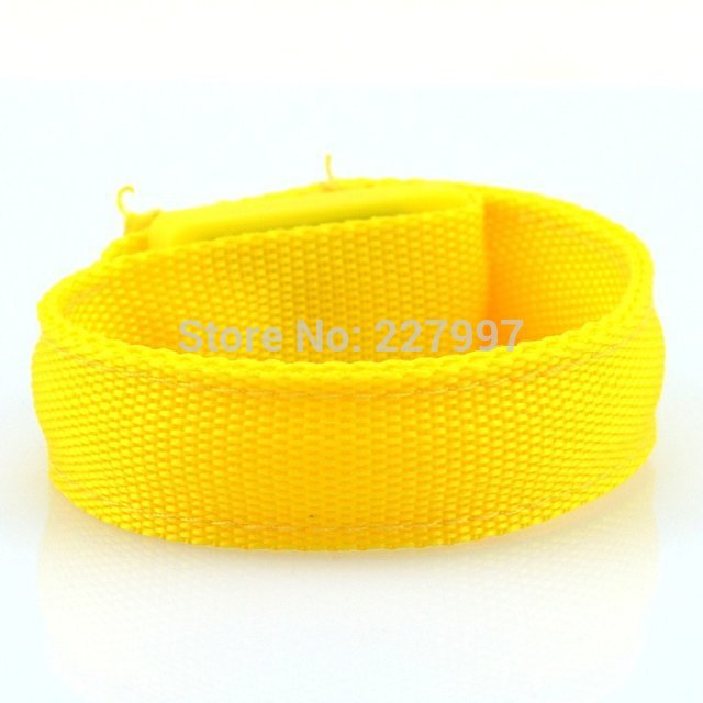 1000pcs LED bracelets flashing - Running Gear Of The Year avaliação e preço