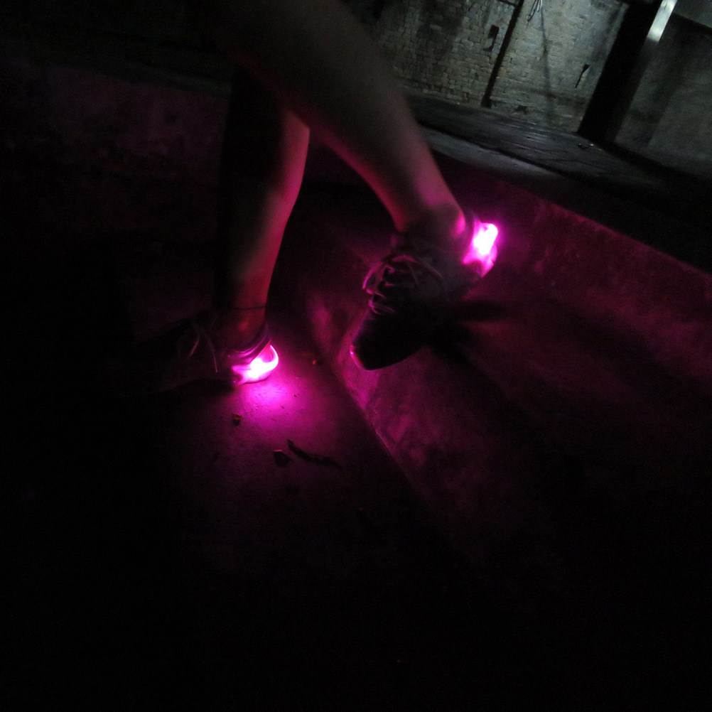 2Pcs LED Clip on Shoe Lights N - Running Gear On avaliação e preço