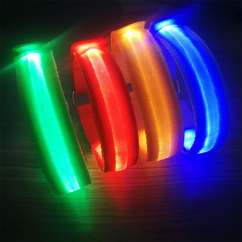 LEDLuminous Sports WristbandAr - Running Gear Of The Year avaliação e preço
